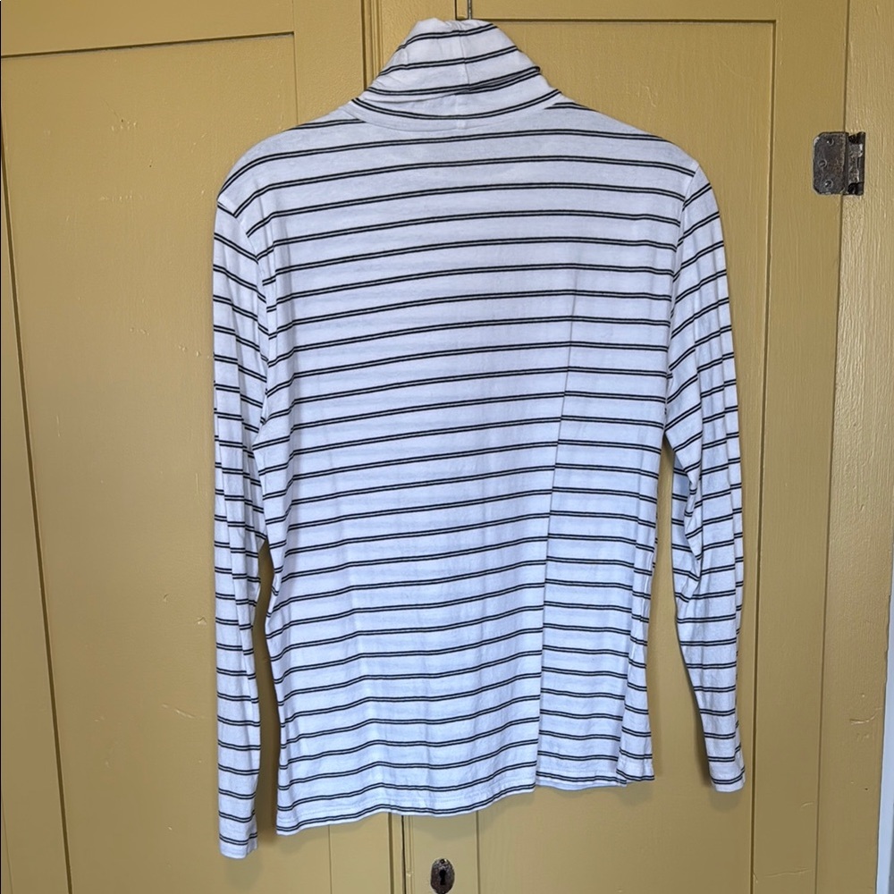 Striped Turtleneck - White and Black - Picture 3 of 5